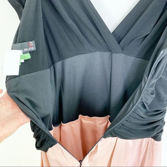 Laura Canada Cap-Sleeve Black V-Neck Top Mauve Full Skirt w/Appliqué Prom Dress - Picture 12 of 16